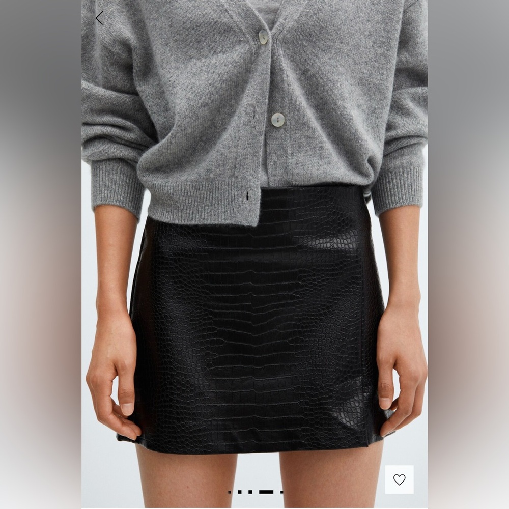 Mango Black Croc Embossed Mini Skirt Sz 4